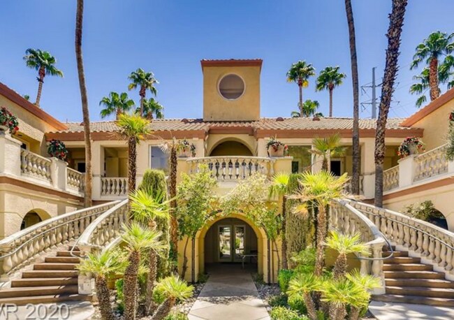 Building Photo - 270 E Flamingo Rd