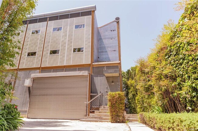 Primary Photo - 1955 1/2 Purdue Avenue, Los Angeles, CA 90025 - 4 BR 3 BA house