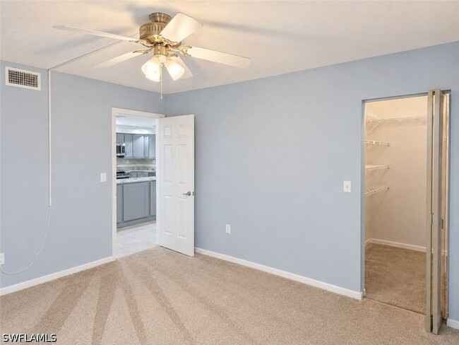 Building Photo - 401 Jimmy Buffett Mem Hwy