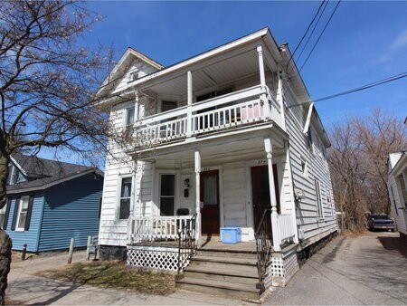 Building Photo - 374 North St