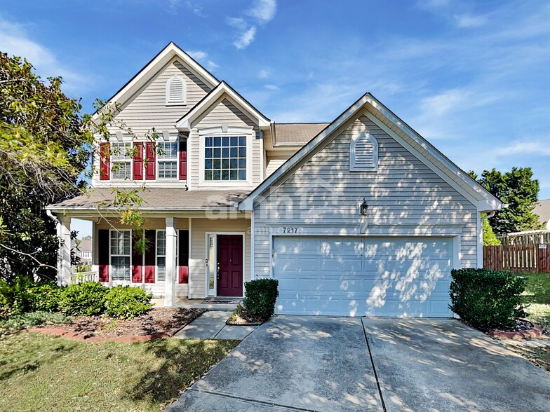 Primary Photo - 7217 Winding Cedar Trl