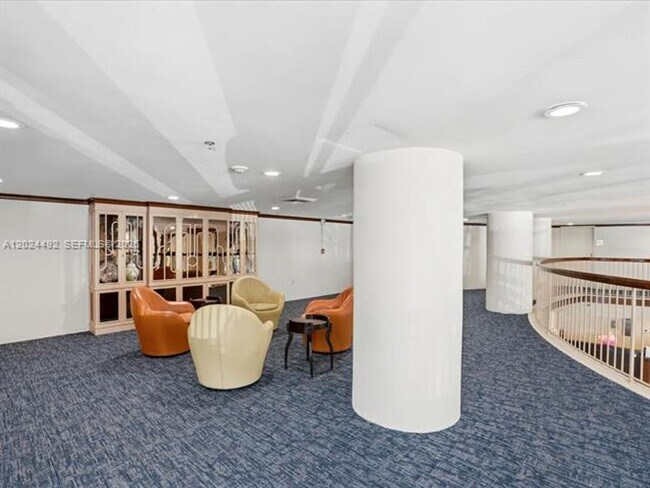 Building Photo - 10185 Collins Ave