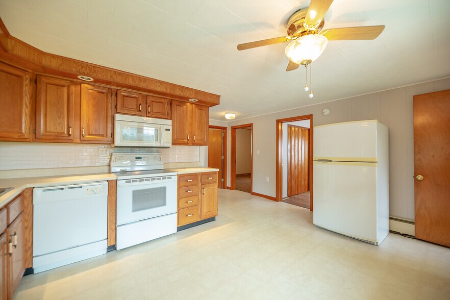 Building Photo - 23 Lafayette St