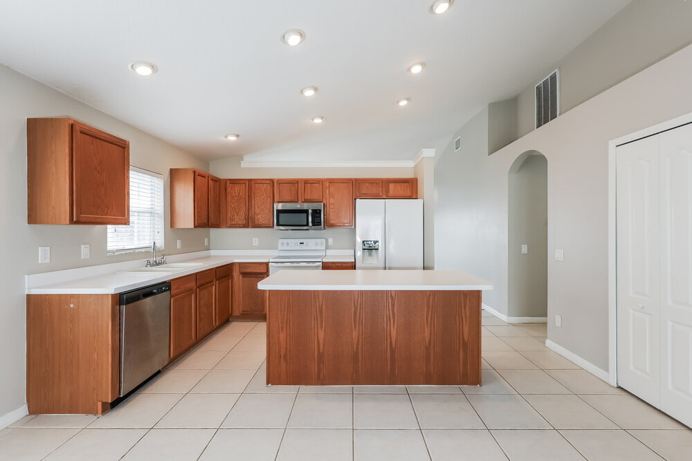 Building Photo - 31343 Heatherstone Dr