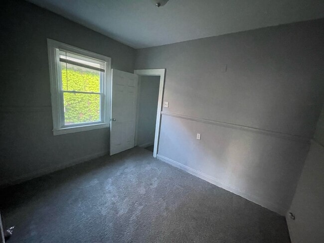 Building Photo - 3799 W Philadelphia St