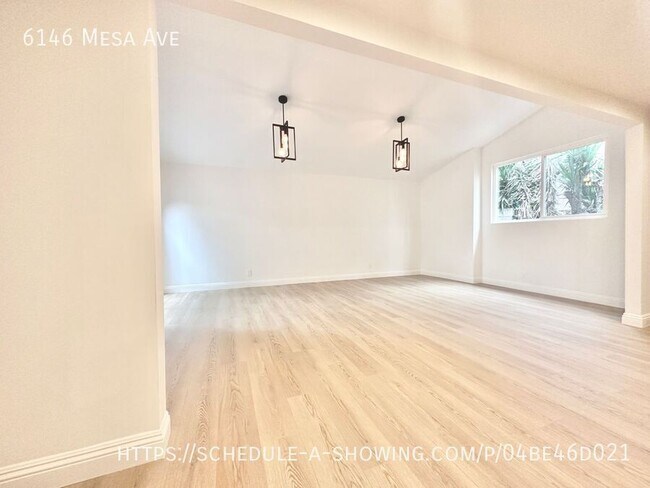 Building Photo - 6146 Mesa Ave