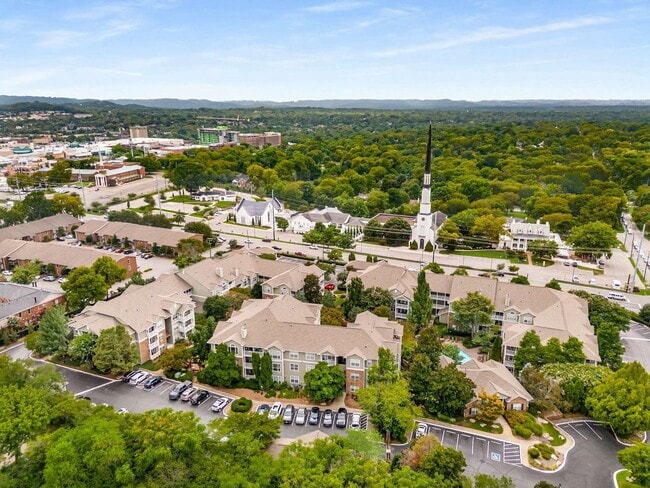 Building Photo - Beautiful One Bed One Bath Green Hills Condo