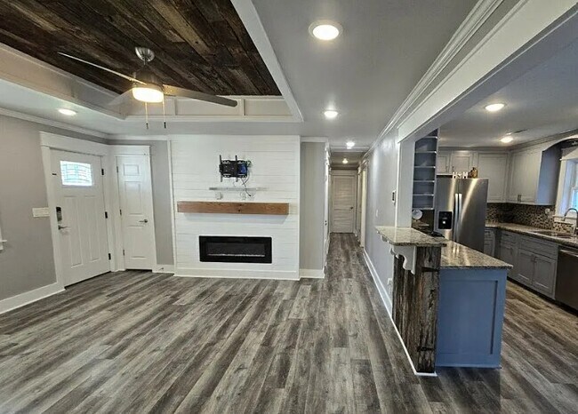 Building Photo - 2307 Beth Ln