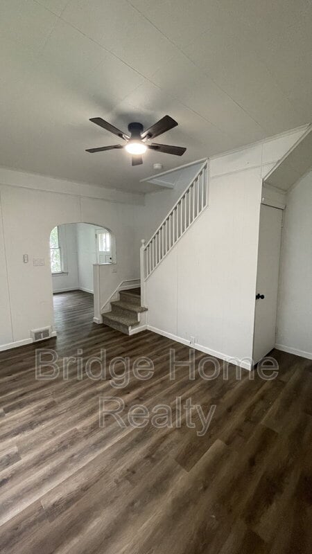 Building Photo - 517 Hudson St