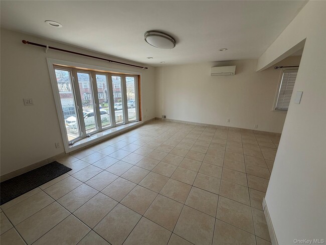 Building Photo - 83-11 169th St