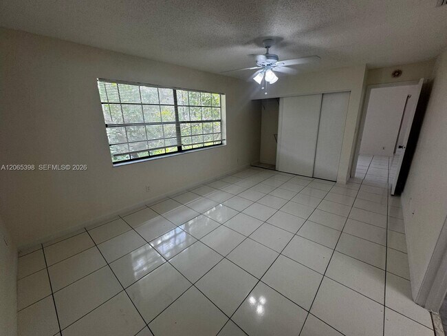 Building Photo - 8848 NW 76th Ct