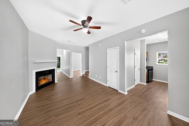 Building Photo - 4852 Tangerine Cir
