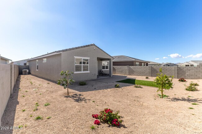 Building Photo - 37126 W Prado St