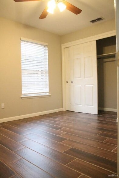 Building Photo - 2204 Camellia Ave