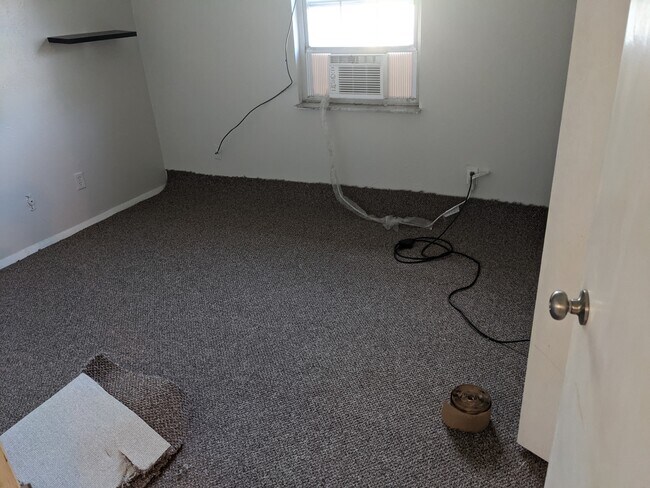 Building Photo - 7290 Lunitas Ln