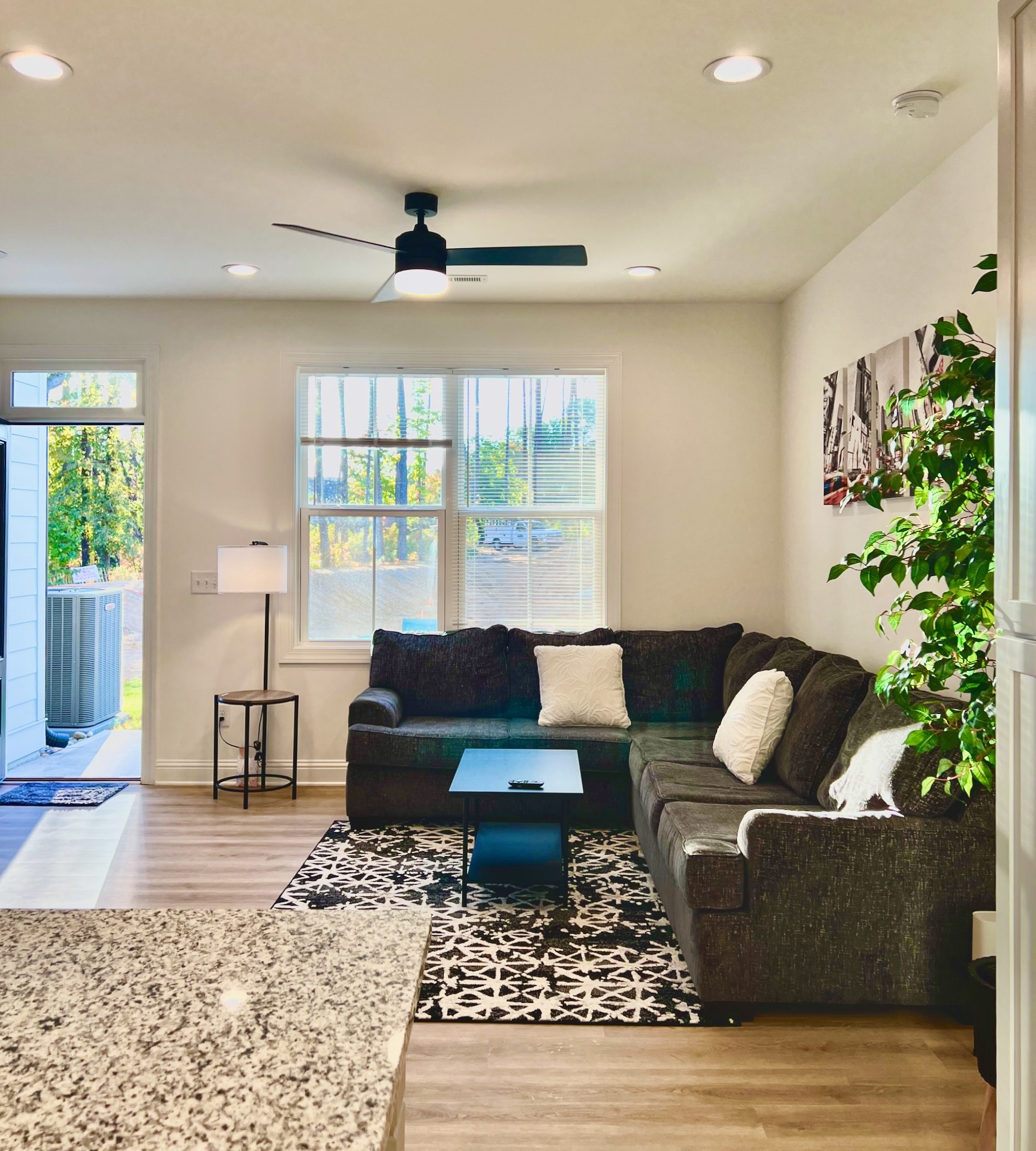 Building Photo - Room in Townhome on Brushfoot Wy