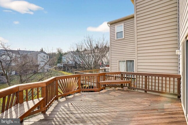 Building Photo - 7207 Solar Walk