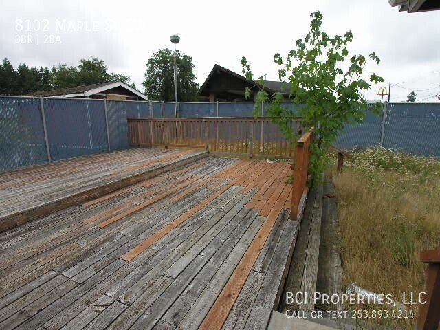 Building Photo - 8102 Maple St SW