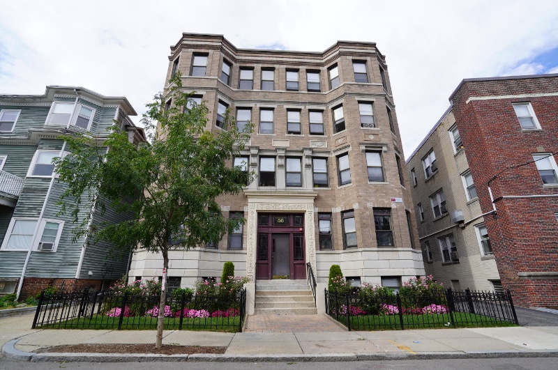 Building Photo - 56 Gardner St