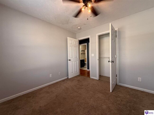 Building Photo - 115 Twin Oaks Dr