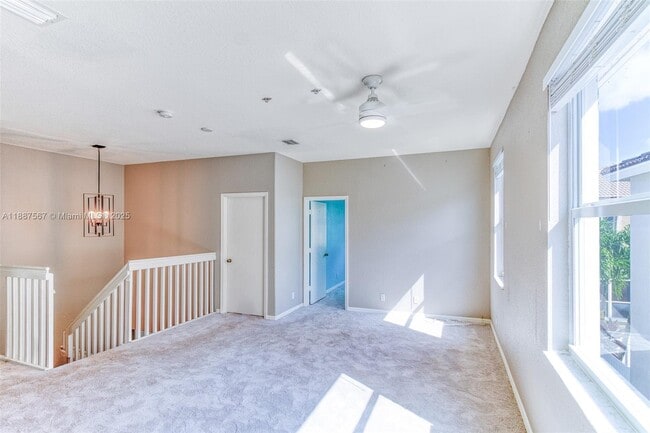 Building Photo - 3769 SW 51st St