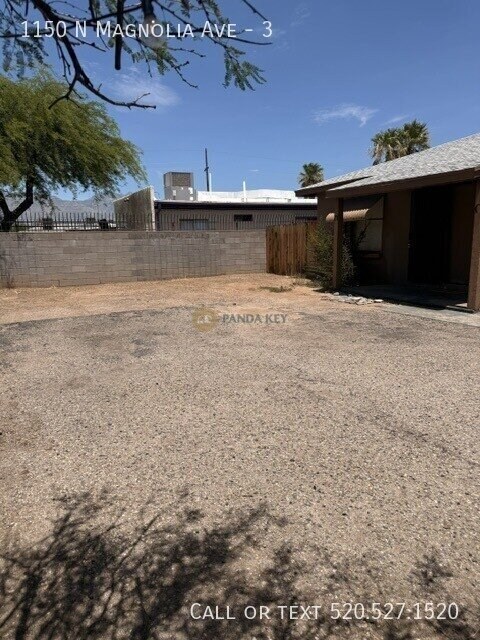 Building Photo - 1150 N Magnolia Ave