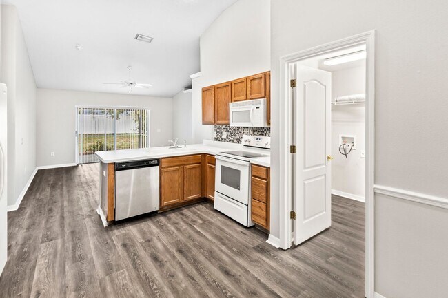 Building Photo - Great Home