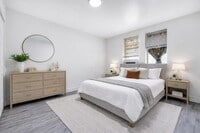 Building Photo - 1554 SW 5th St