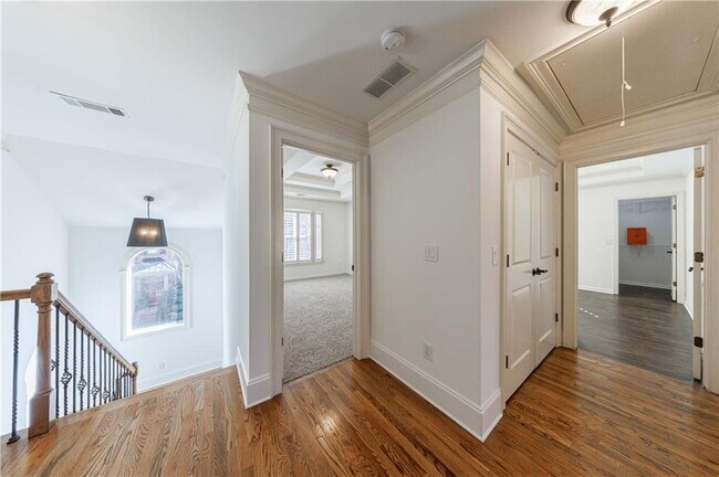 Building Photo - 1012 Madeline Ln