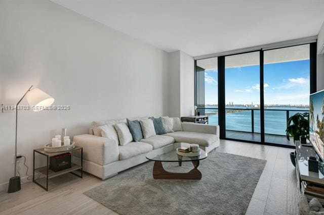 Building Photo - 480 NE 31st St