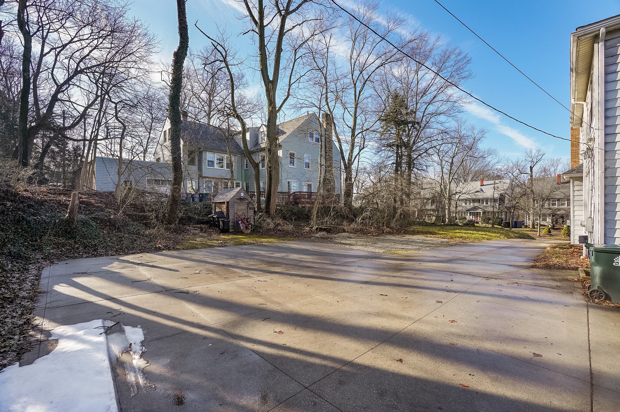 Building Photo - 2341 S Overlook Rd