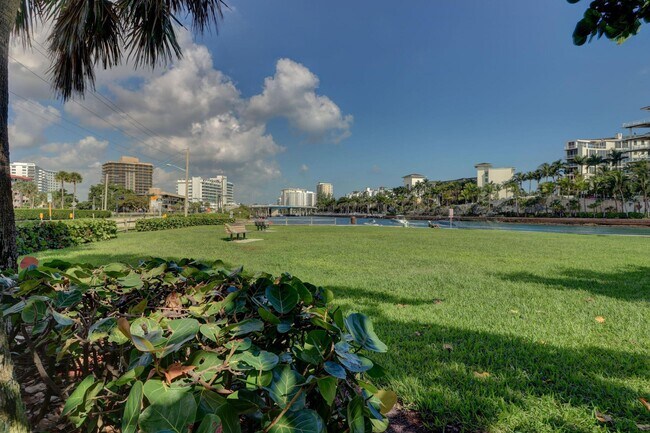 Building Photo - 1111 S Ocean Blvd