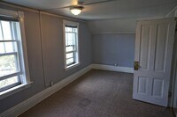 Building Photo - 1206 E 3rd St