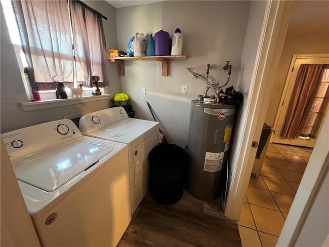 Building Photo - 6613 Carmen St