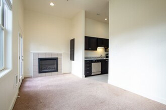 Building Photo - Corner 2 Bedroom with DW, W/D, Fireplace + Juliette Balcony!
