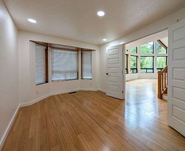 Building Photo - 18120 18th Ave NW