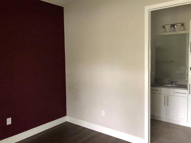 Building Photo - 9112 Yonath St