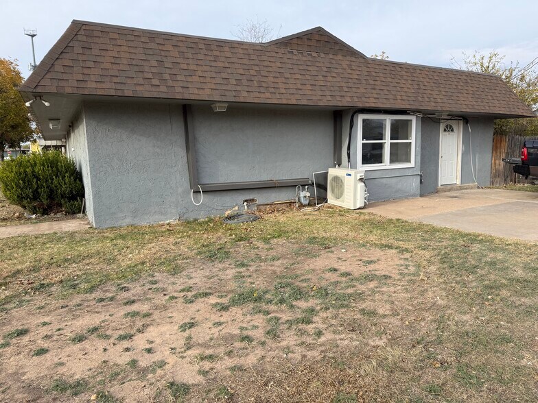 Building Photo - 1972 Colorado Ave