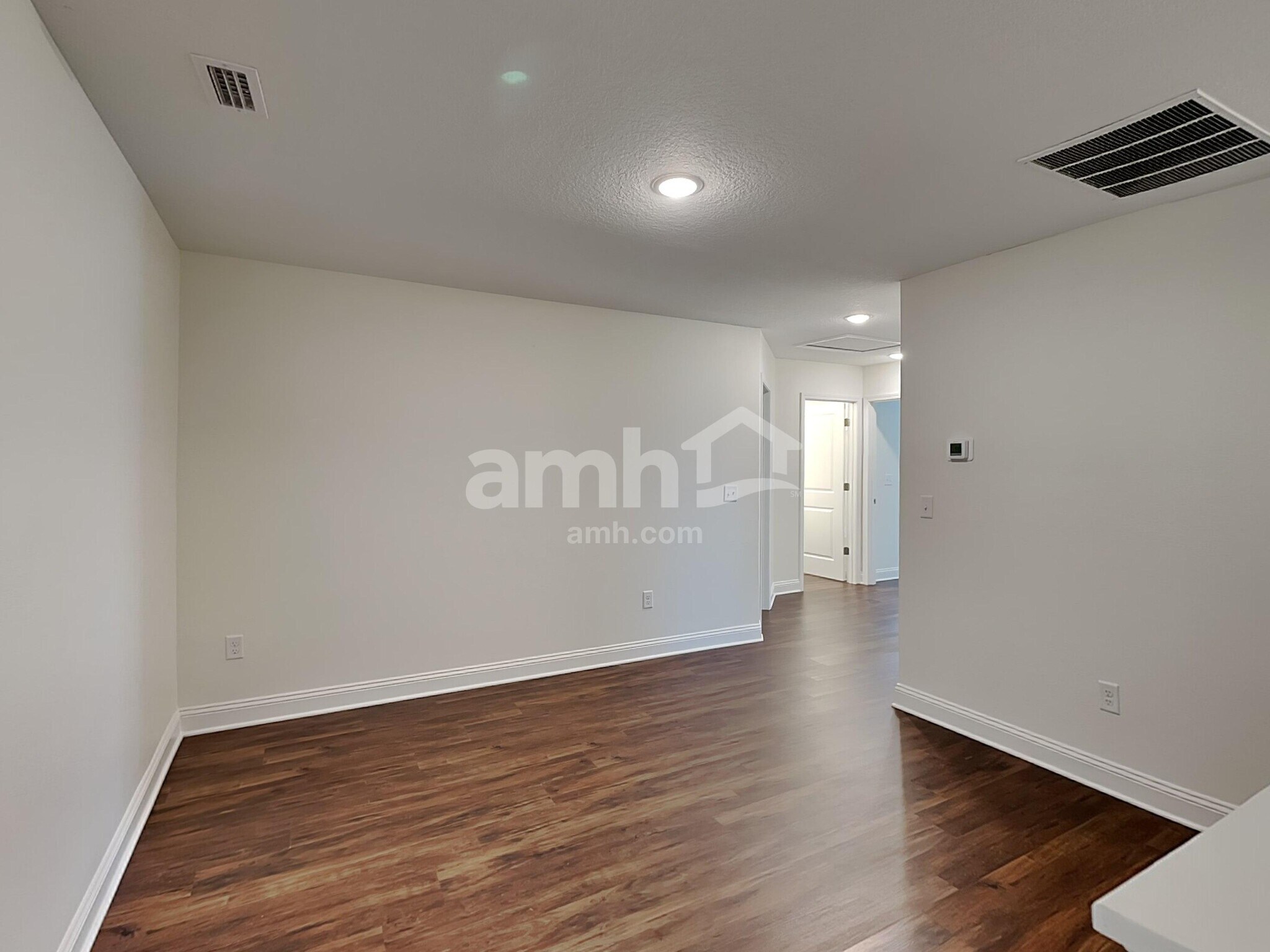 Building Photo - 329 Banyan Frst Dr