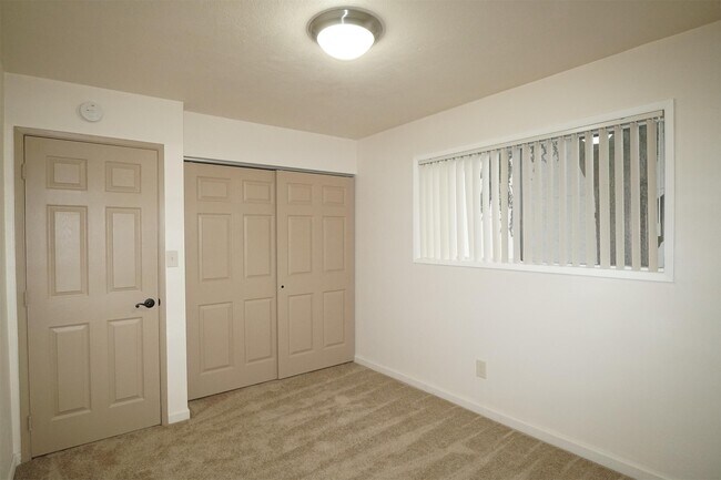 Building Photo - 3440 SW Alice St