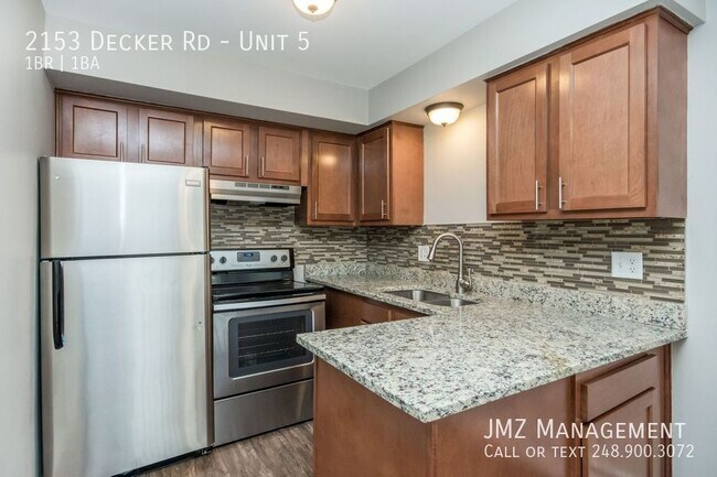 Building Photo - 2153 Decker Rd