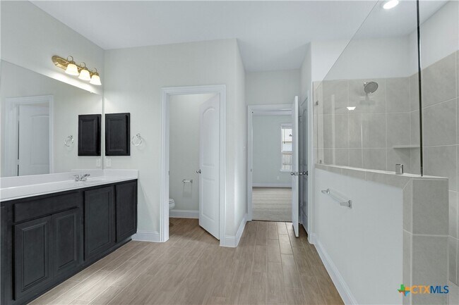 Building Photo - 2244 Meadow Way St