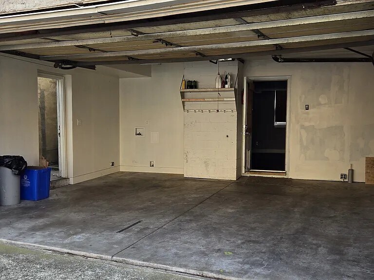 Building Photo - 101 Tasker St