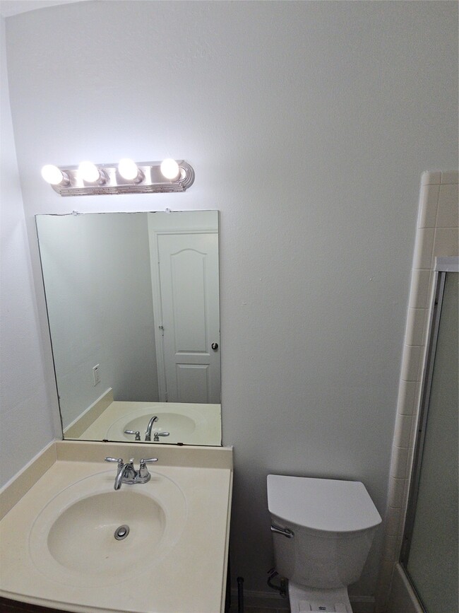 Building Photo - 1306 Squire Dr