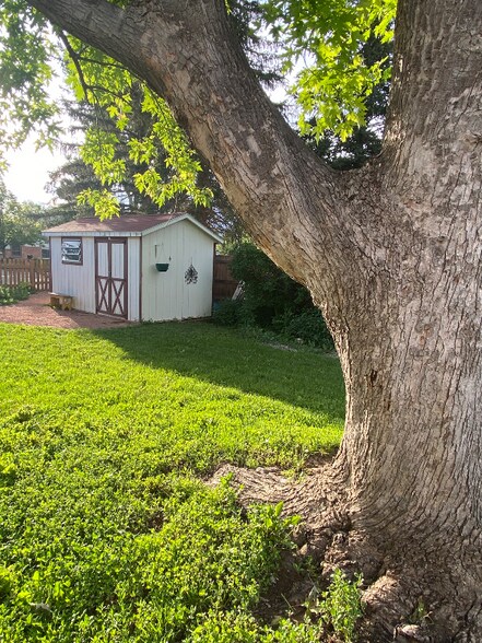 Building Photo - 2524 W Plum St