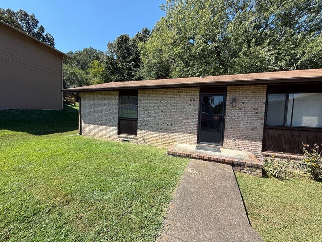Building Photo - 4751 Tessie Ln