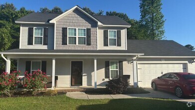 Building Photo - 415 Lake Edge Ln