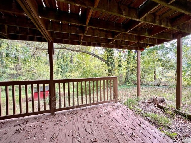 Building Photo - 14 Friendly Hollow