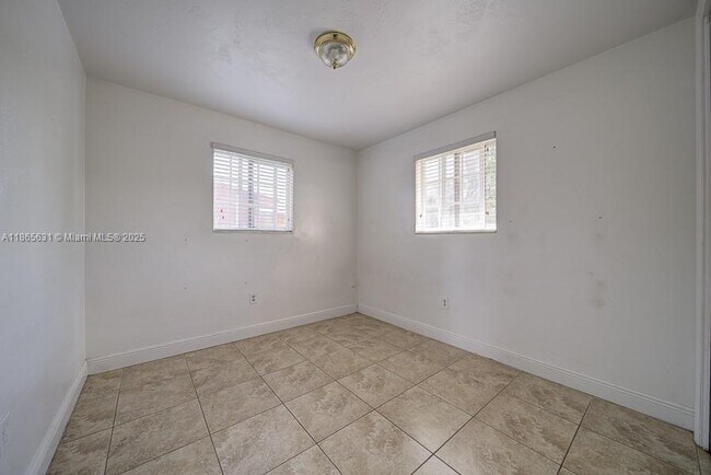 Building Photo - 11250 SW 7th St