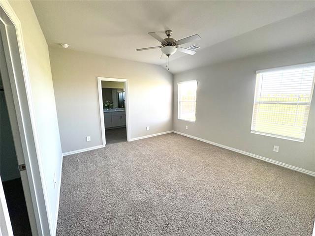 Building Photo - 608 Easthill Dr